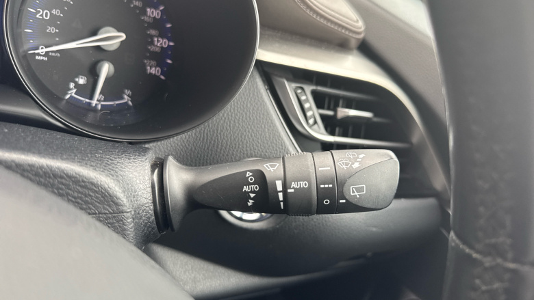 Toyota C-HR 1.8 Hybrid Excel 5dr CVT Hybrid Hatchback